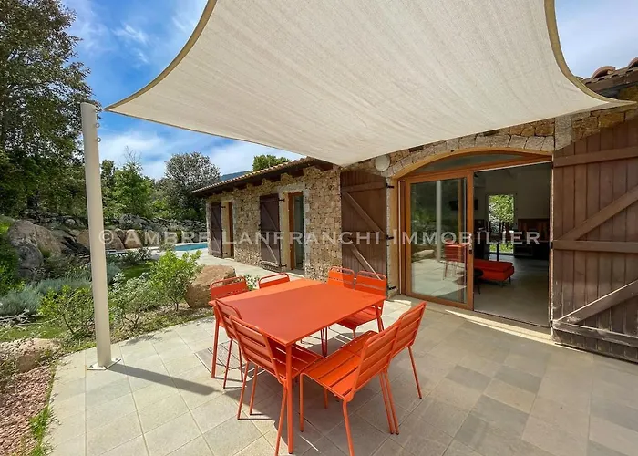 Maison En Pierre - 6 Personnes - Piscine Сasa de vacaciones